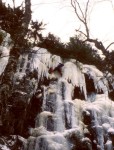 Ade leading on a cold day with brittle ice